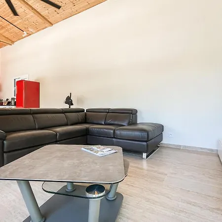 Maison Piscine Au Calme Hébergement de vacances